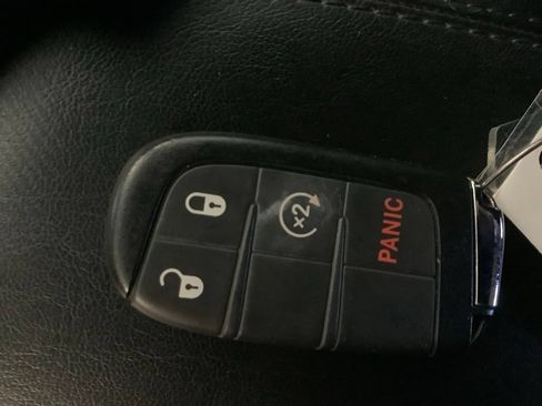 Used 2023 Jeep Compass Limited AWD/4WD image 25