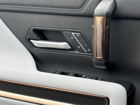 New 2025 GMC Hummer EV 3X image 24