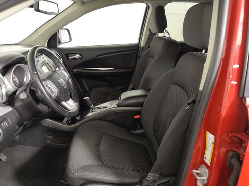 Used 2018 Dodge Journey SE w/ Popular Equipment Group FWD image 17