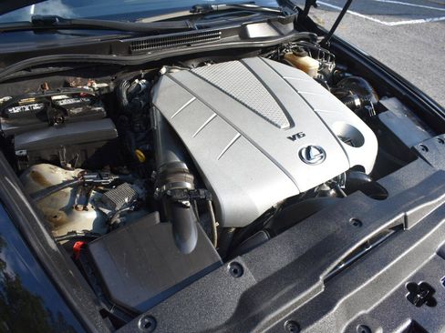 Used 2010 Lexus IS 350 w/ Luxury Plus Value Edition RWD image 32