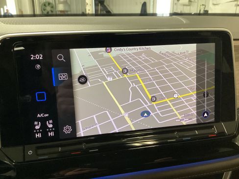 Used 2024 Volkswagen Atlas SEL image 26