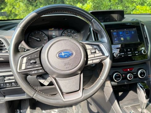 Used 2021 Subaru Crosstrek 2.0i Premium w/ Moonroof Package AWD/4WD image 25