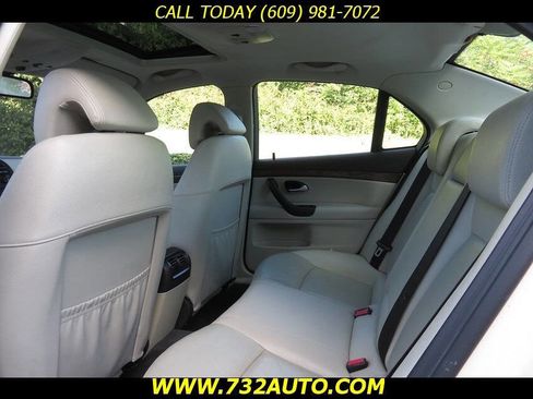 Used 2005 Saab 9-3 Arc image 9