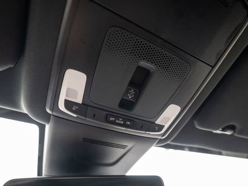 Used 2025 Honda CR-V Sport Touring image 38