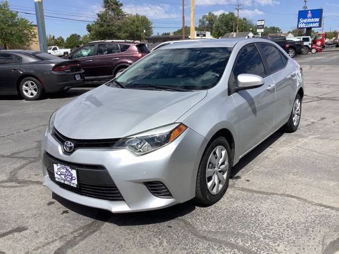 Used 2016 Toyota Corolla LE FWD image 8