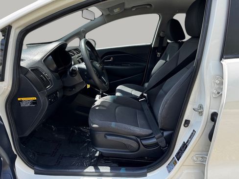 Used 2015 Kia Rio EX FWD image 16
