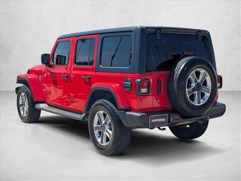 Used 2020 Jeep Wrangler Unlimited Sahara AWD/4WD image 8