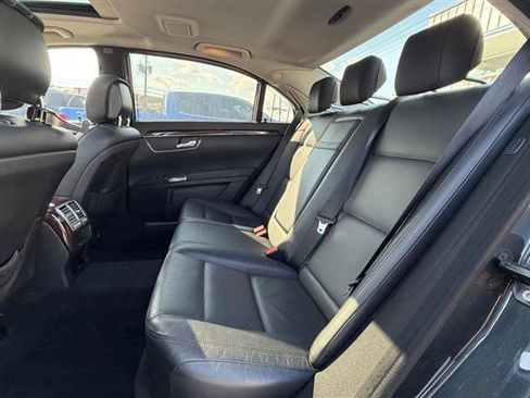 Used 2012 Mercedes-Benz S 550 4MATIC image 41