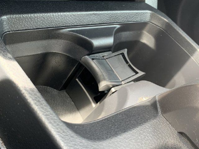 Certified 2022 Toyota Tacoma SR5 AWD/4WD image 32