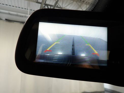 Used 2018 Dodge Journey SE image 14