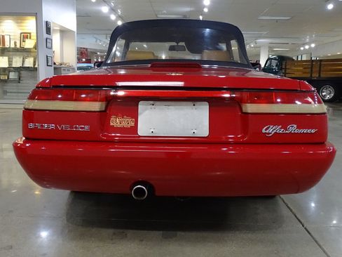Used 1991 Alfa Romeo Spider Veloce RWD image 12