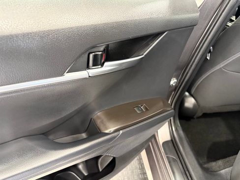 Used 2022 Toyota Camry LE FWD image 20