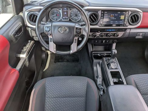 Used 2023 Toyota Tacoma SR5 AWD/4WD image 19