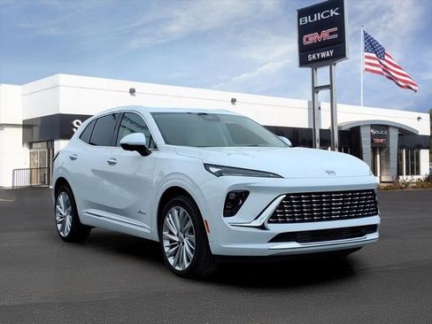 New 2026 Buick Envision Avenir image 2