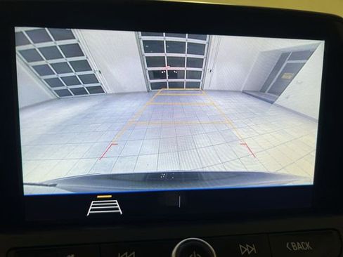 Used 2020 Chevrolet Blazer LT image 13