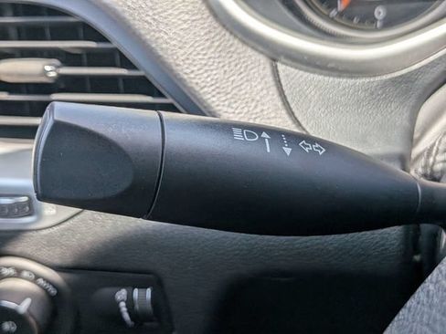 Used 2018 Jeep Cherokee Latitude FWD image 27
