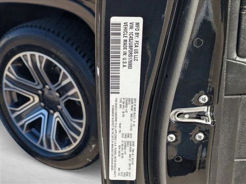 Used 2024 Jeep Wagoneer Series II w/ Flexible Seating Group image 27