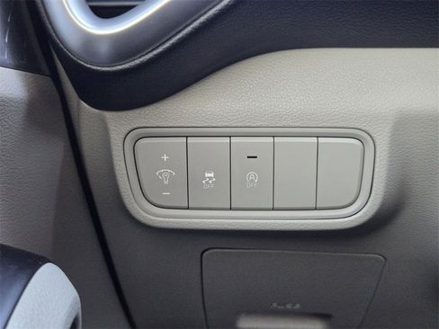 Certified 2023 Kia Soul LX image 19