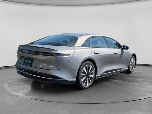 Used 2024 Lucid Air Touring AWD/4WD image 4