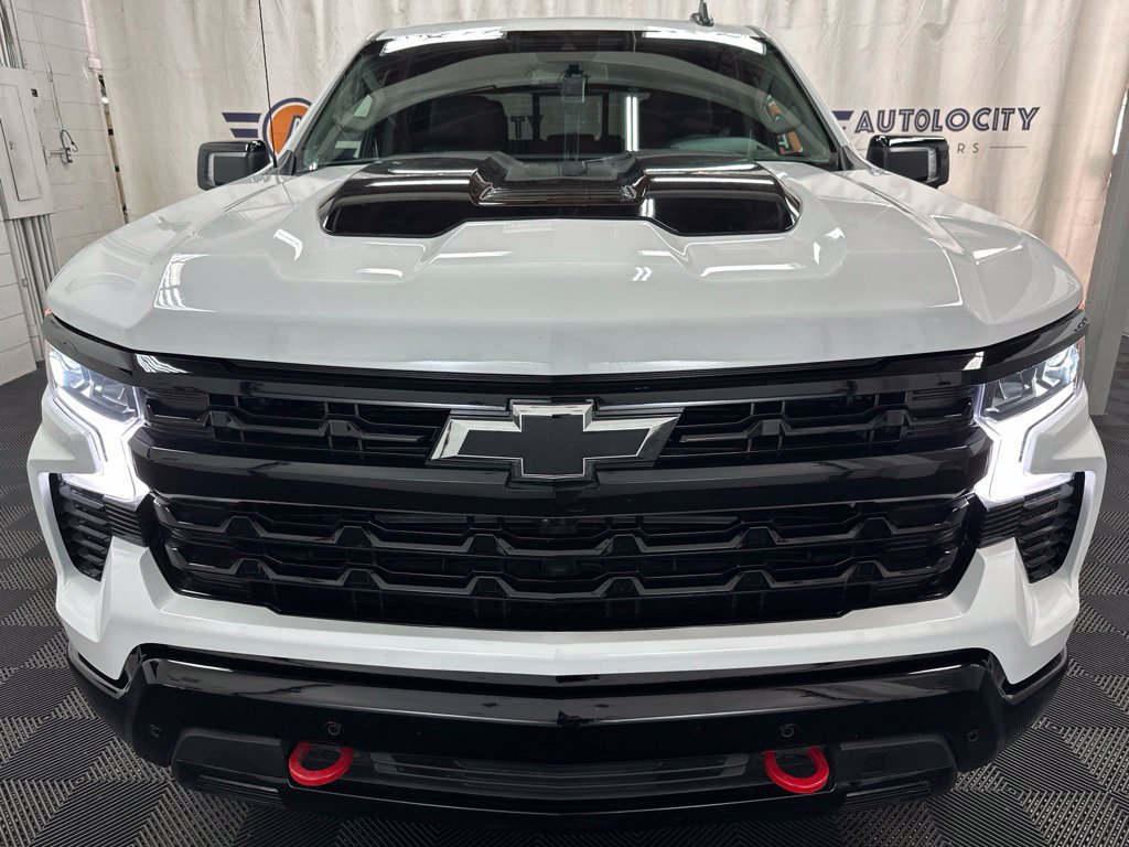 Used 2026 Chevrolet Silverado 1500 LT Trail Boss w/ Safety Package AWD/4WD image 3