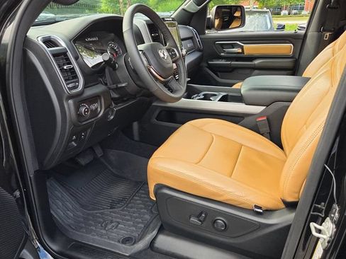 Used 2025 RAM 1500 Big Horn AWD/4WD image 11