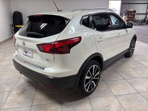 Used 2019 Nissan Rogue Sport SL w/ Premium Package image 8