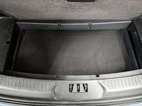 Used 2025 Ford Explorer ST-Line AWD/4WD image 29