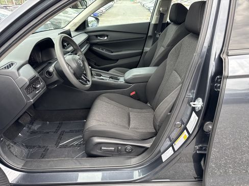 Certified 2025 Honda Accord SE image 16