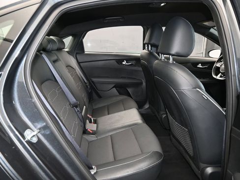 Used 2024 Kia Forte GT-Line image 41