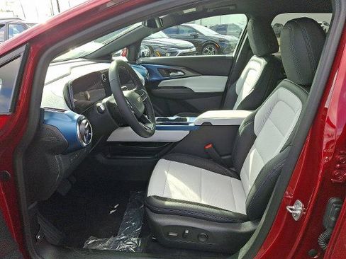 New 2026 Chevrolet Equinox EV LT image 6