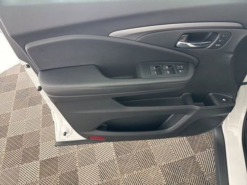 Used 2023 Honda Ridgeline RTL image 24