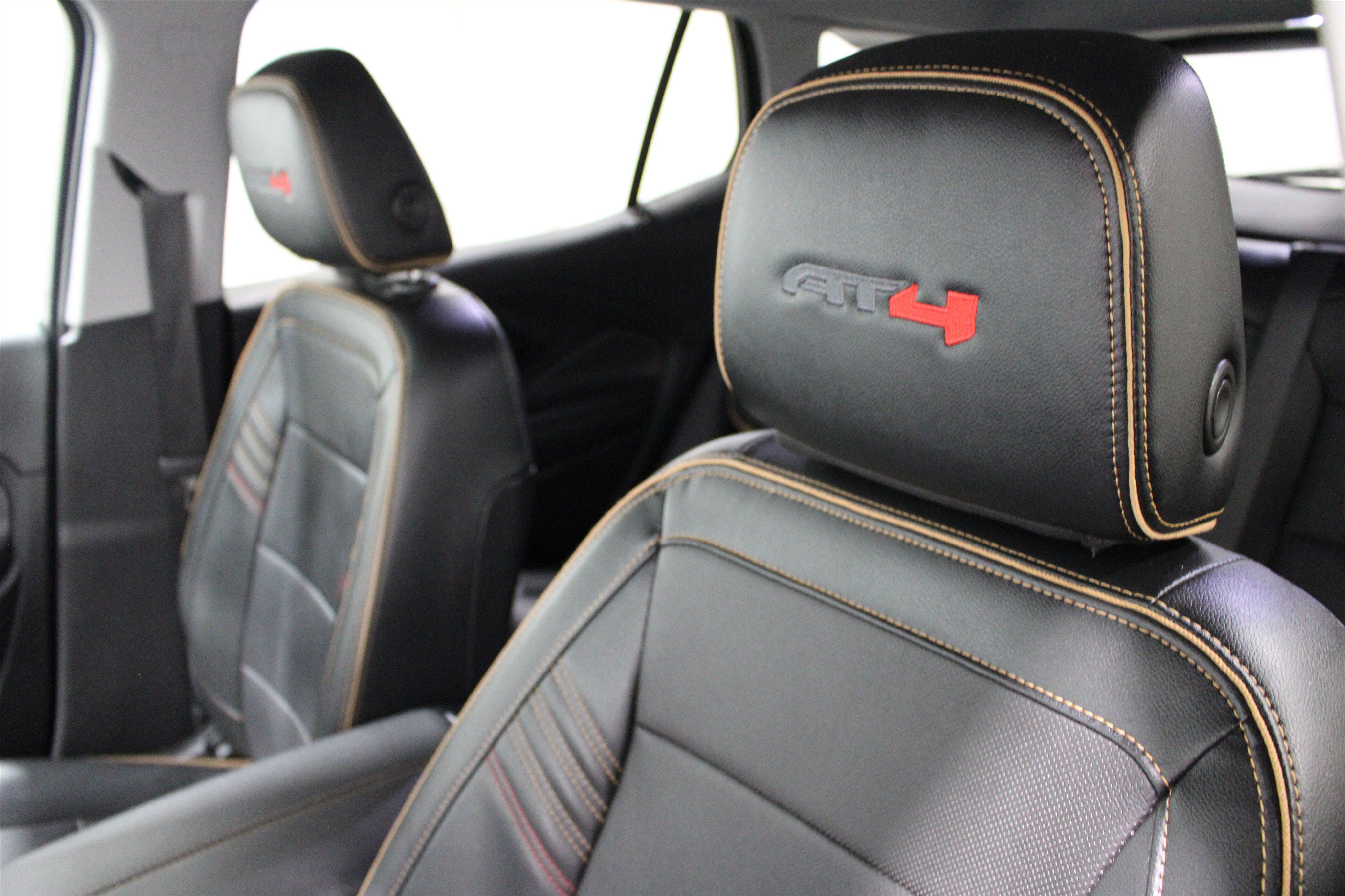 Used 2024 GMC Terrain AT4 AWD/4WD image 4