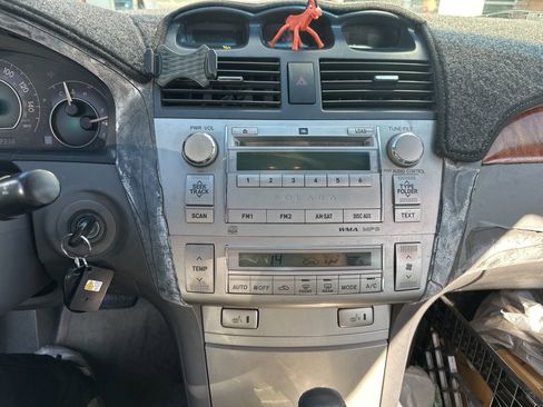 Used 2008 Toyota Solara Convertible image 6