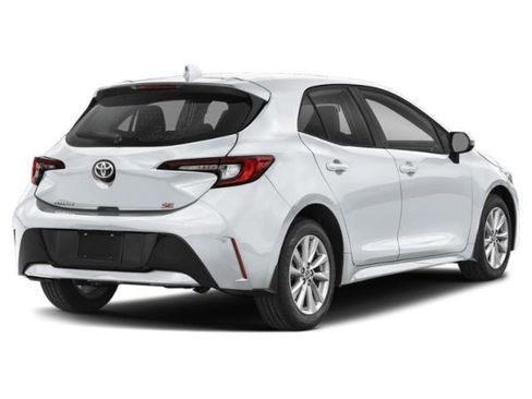 New 2026 Toyota Corolla SE image 2