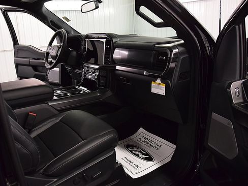 Used 2026 Ford F150 Lariat AWD/4WD image 32