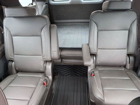 Used 2024 GMC Yukon Denali w/ Max Trailering Package AWD/4WD image 32