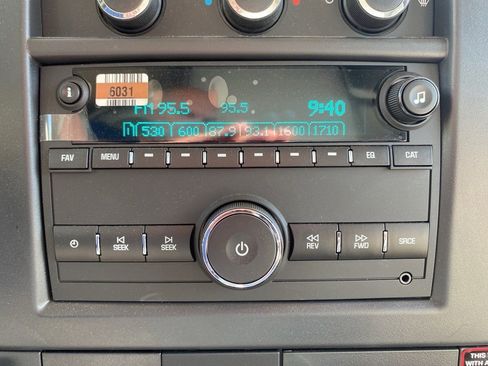 New 2025 Chevrolet Express 3500 w/ Power Convenience Package image 29