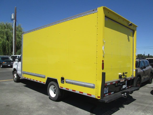 Used 2022 Ford E-350 and Econoline 350 Super Duty w/ Power Windows & Locks Group RWD image 6