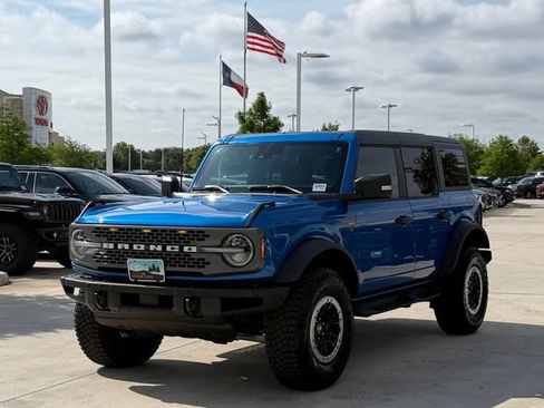 Used 2024 Ford Bronco Badlands AWD/4WD image 7