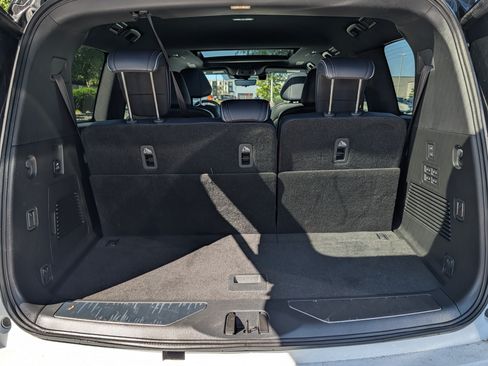 Certified 2026 INFINITI QX80 4WD w/ Sport Exterior Package image 18