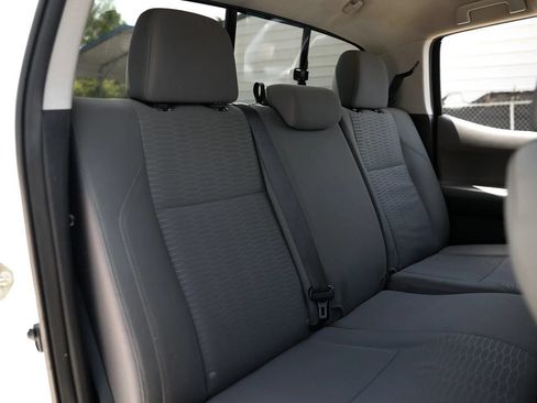 Used 2016 Toyota Tacoma SR5 w/ Towing Package RWD image 20