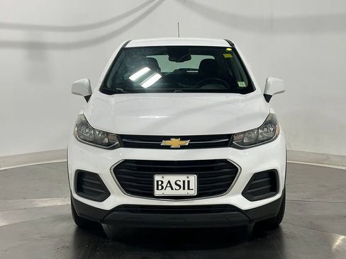Used 2019 Chevrolet Trax LS FWD image 9