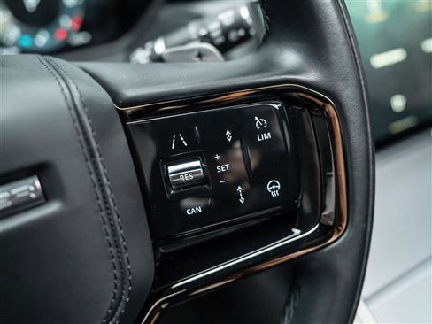 New 2025 Land Rover Range Rover Velar S image 21