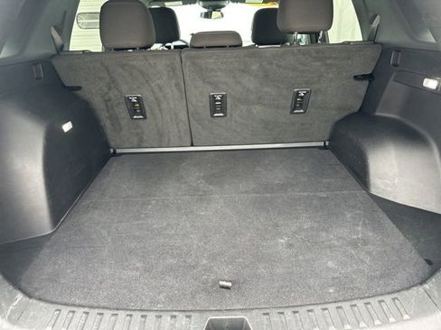 Used 2025 GMC Terrain Elevation image 50