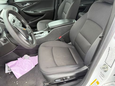 Used 2023 Chevrolet Malibu LT FWD image 10