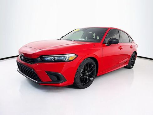 Used 2023 Honda Civic Sport image 3