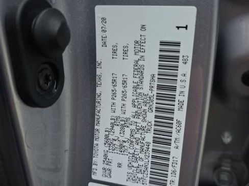 Used 2020 Toyota Tacoma TRD Sport image 33