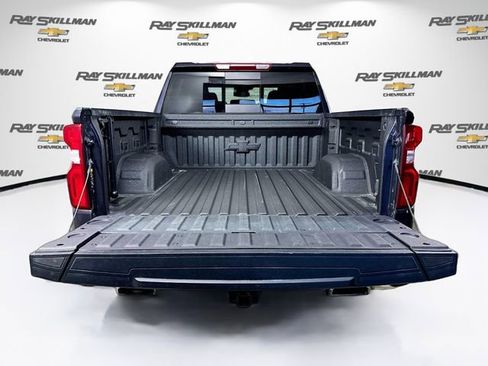 Used 2022 Chevrolet Silverado 1500 LTZ w/ LTZ Premium Package image 28