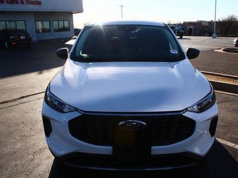 Used 2023 Ford Escape Active image 5