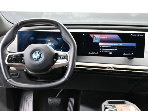 Used 2023 BMW iX xDrive50 w/ Premium Package image 11